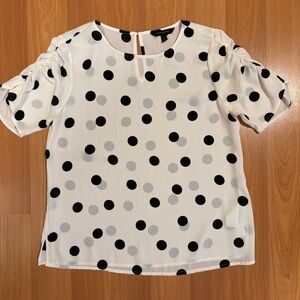 Banana Republic White Top with Black Dots